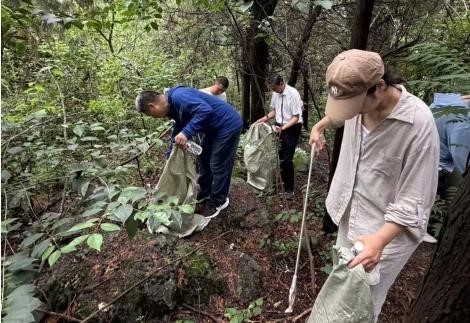 甘甘为淮守青绿 志愿护航舜耕山2