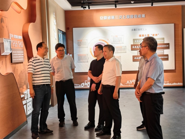副市长牛方括带队赴安徽省农科院调研对接深化院地合作事宜2
